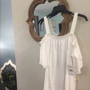 Free people/We the free/ flowy off shoulder tee